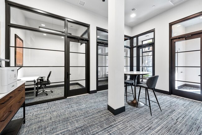 Coworking Space - SoLe Mia Rentals