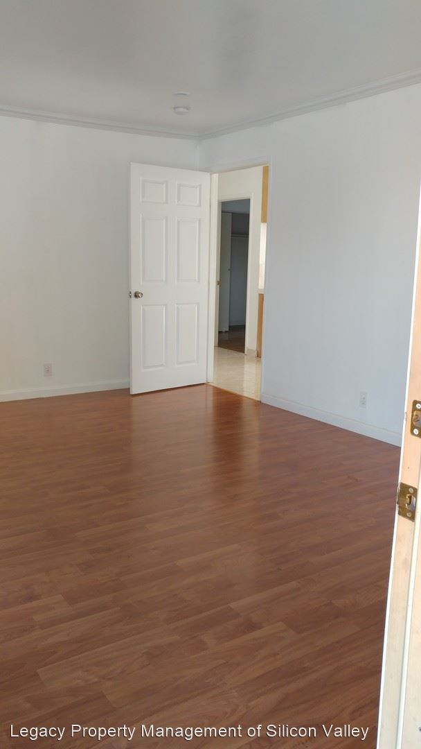 Building Photo - 5 br, 3 bath House - 3311 Gawain Drive