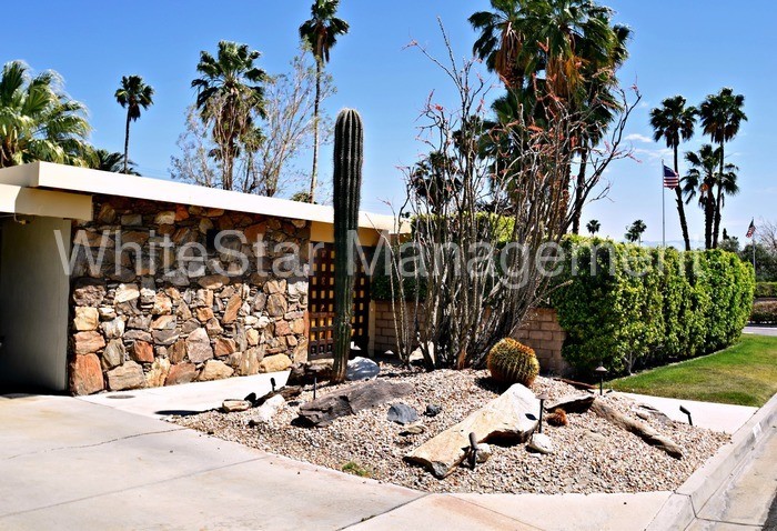 Primary Photo - 1210 E Buena Vista Dr