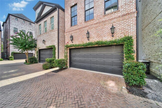 Building Photo - 1315 Hunters Meadow Ln