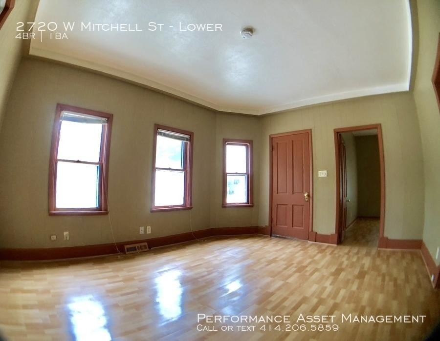 Primary Photo - 4 bedroom in Milwaukee WI 53215