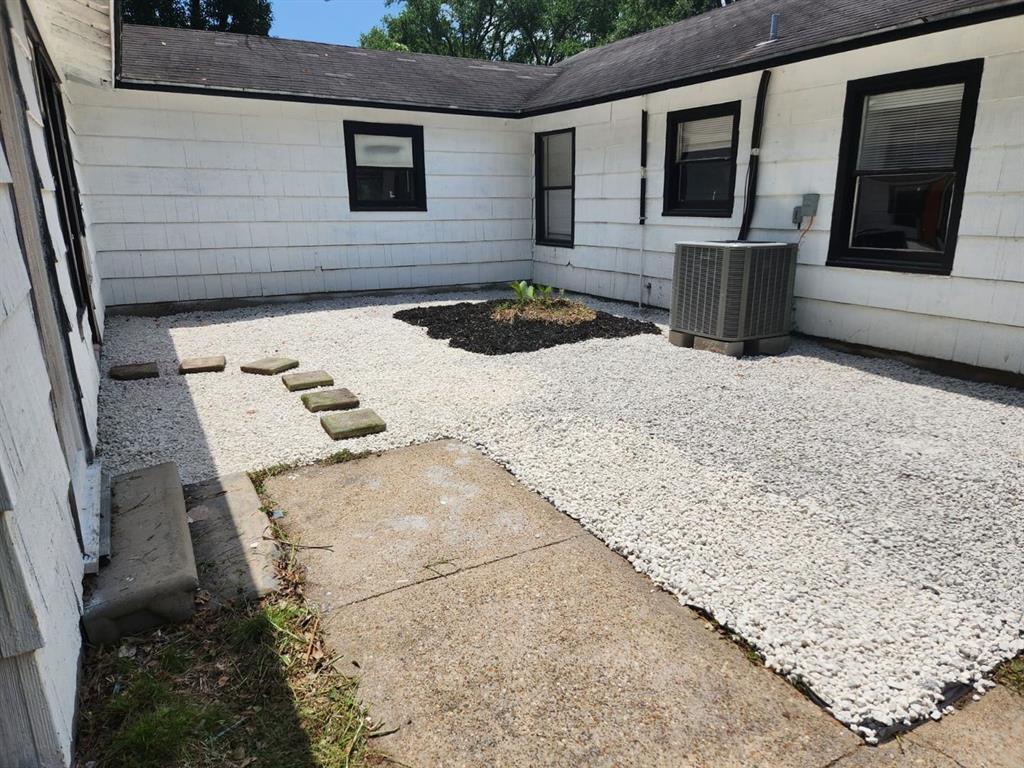 4600 Lawndale Ave, Groves, TX 77619 House Rental in Groves, TX