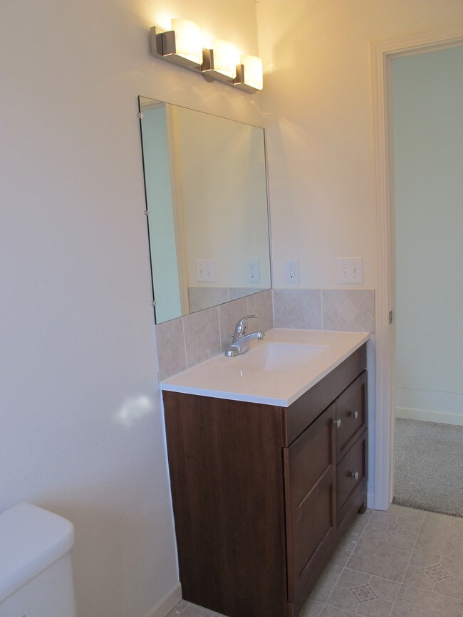 Foto del edificio - 115 16th Ave SW