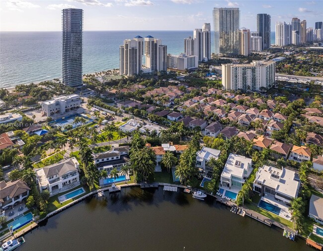 Building Photo - 100 Golden Beach Dr