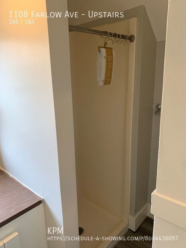Building Photo - 1 BED | 1 BATH | + OFFICE | UPPER-LEVEL AP...