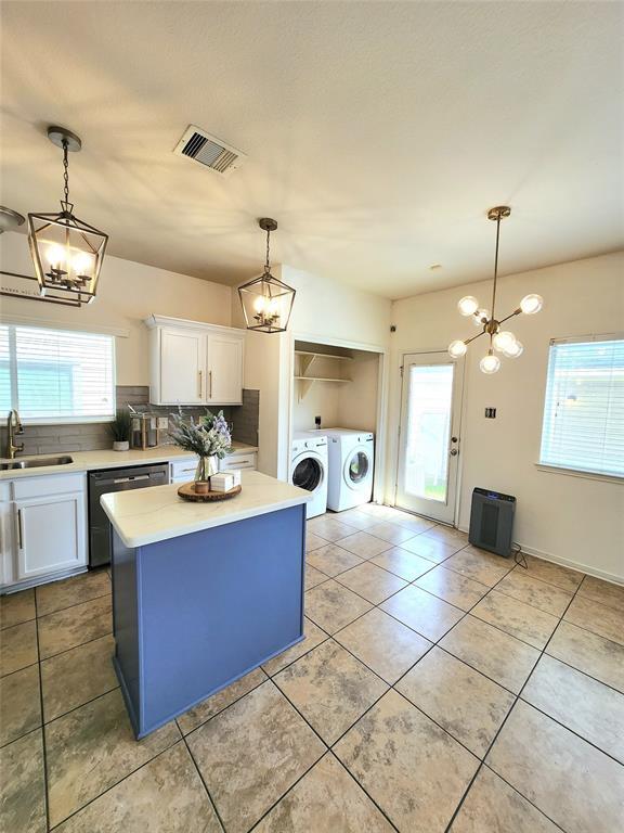 Building Photo - 11738 Jelicoe Dr