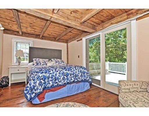 Building Photo - 83 Lovering St