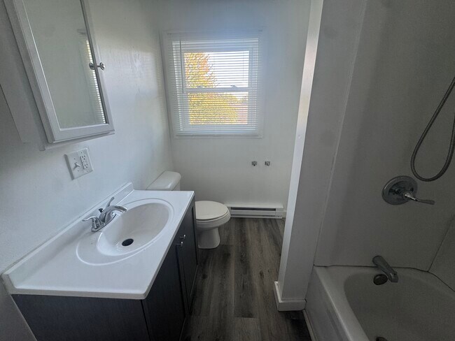 Foto del edificio - 723 W Jefferson St