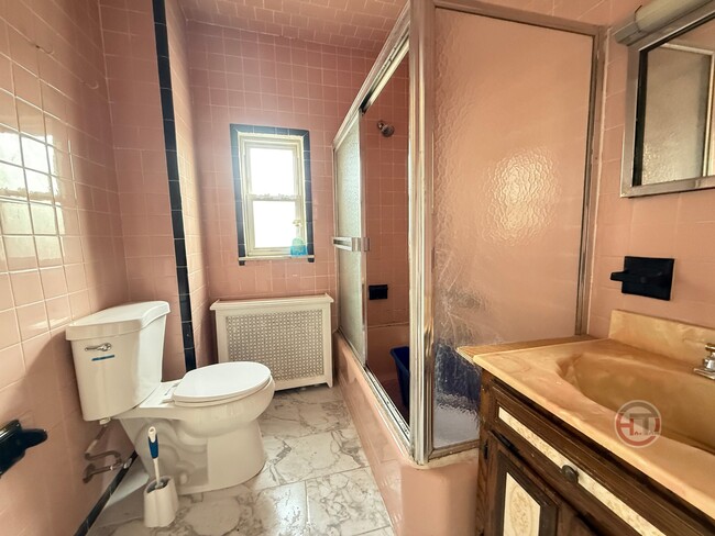 Photo - 3070 Coddington Ave Apartment