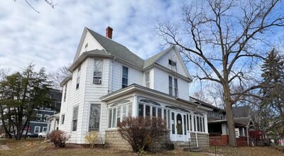 Building Photo - 401 N Salisbury St