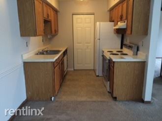 Building Photo - 1625 Cass Ct