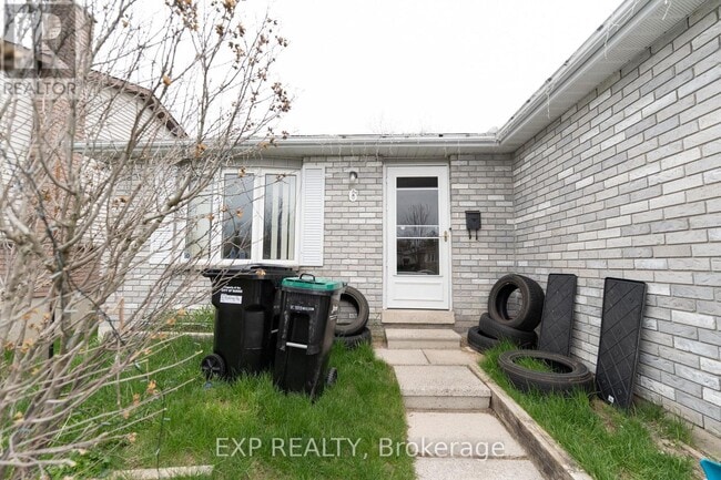 Building Photo - 6 Hickling Trail