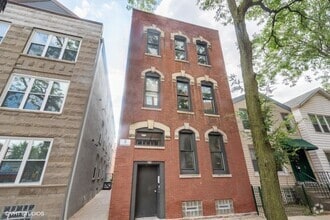 Building Photo - 819 S Carpenter St