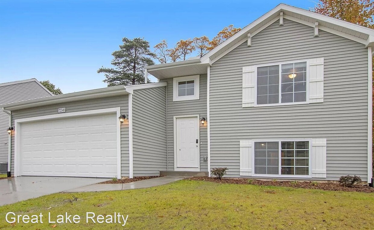 Primary Photo - 3 br, 2 bath House - 72340 Beacon Court