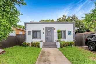 Building Photo - 1545 NW 53rd St