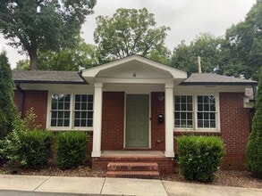 Building Photo - 1826 Merriman Ave