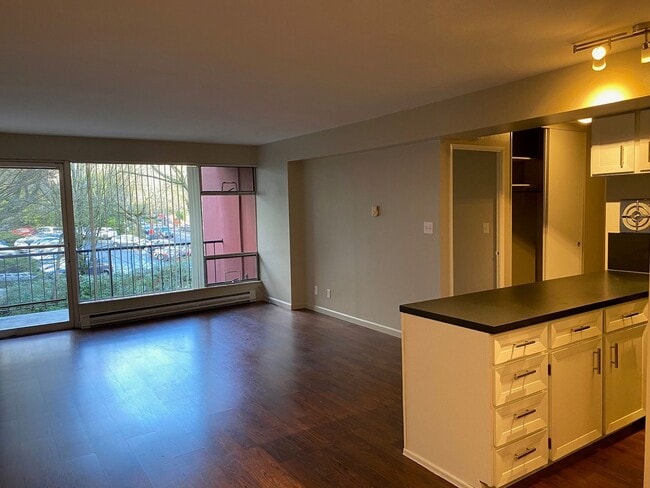 Interior Photo - 2020 Building
