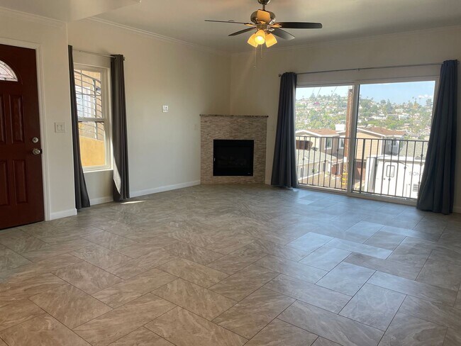 Foto del edificio - Move in Special!! Beautiful 4 bed/4.5 bath...