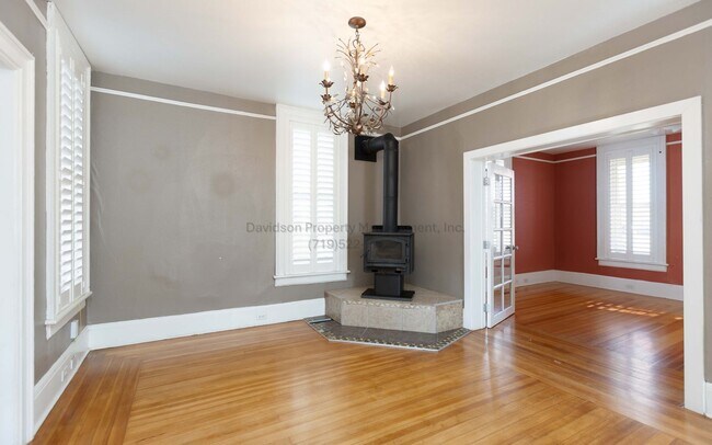 Foto del edificio - Stunning 3 Bedroom House in The Old North End