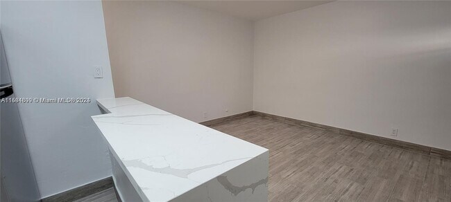 Foto del edificio - 1723 Liberty St