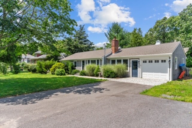 Primary Photo - 55 Chachapacasset Rd