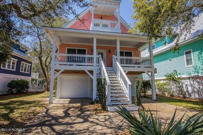 Primary Photo - 221 Seawatch Way