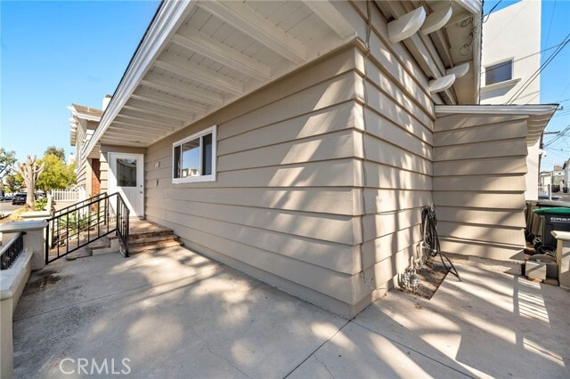 Building Photo - 3212 2nd Ave