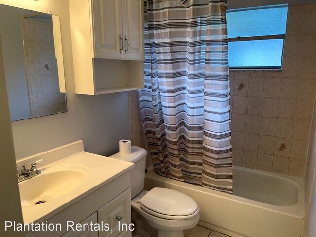 Building Photo - 3 br, 1 bath House - 1150 N Fan Palm Point