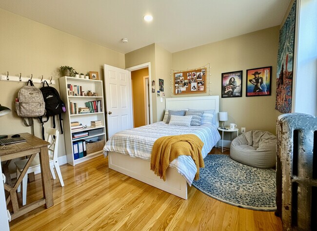 Foto del edificio - 328 St Paul St