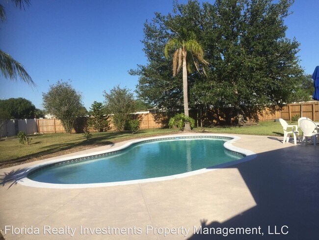 Building Photo - 11357 Ashboro Dr