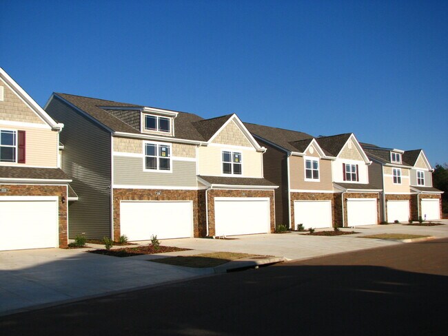 Building Photo - Alcott River Landing
