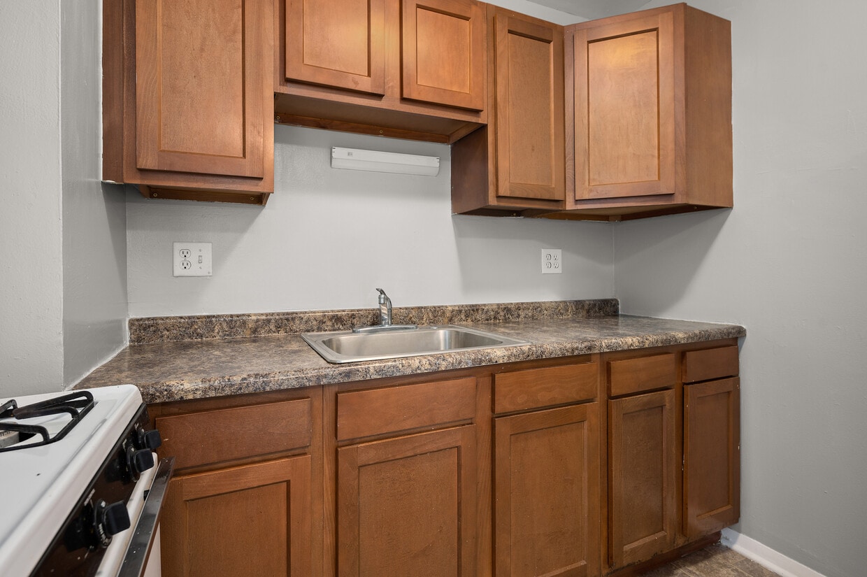 Ridge Drive Apartments Apartments in DeKalb, IL