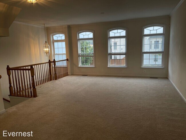 Foto del edificio - 3 br, 3 bath House - 1212 Cambria Terrace, NE