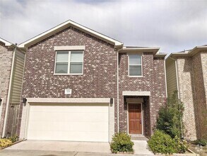 Building Photo - 3730 Main Poplar Dr