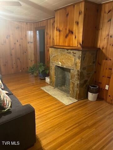 Foto del edificio - 107 Taylor Dr