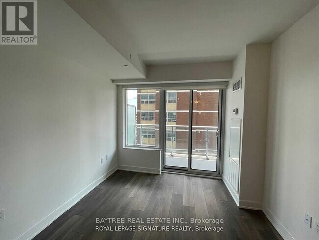 Photo du bâtiment - 195 Redpath Ave