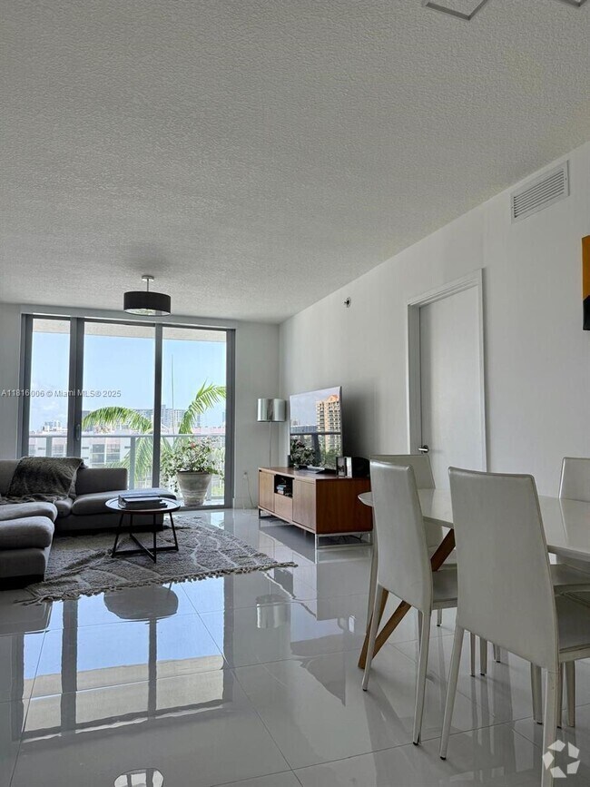 Building Photo - 300 Sunny Isles Blvd