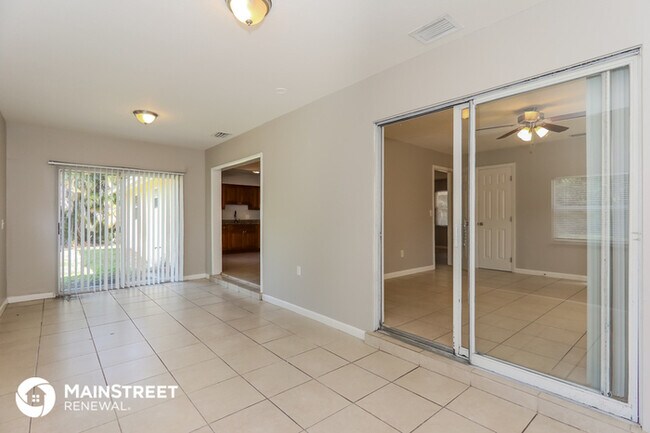 Building Photo - 5031 Royal Palm Beach Blvd