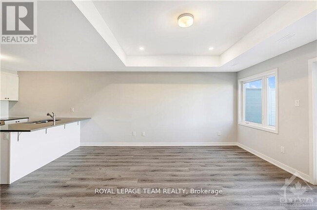 Building Photo - 214 Verulam St