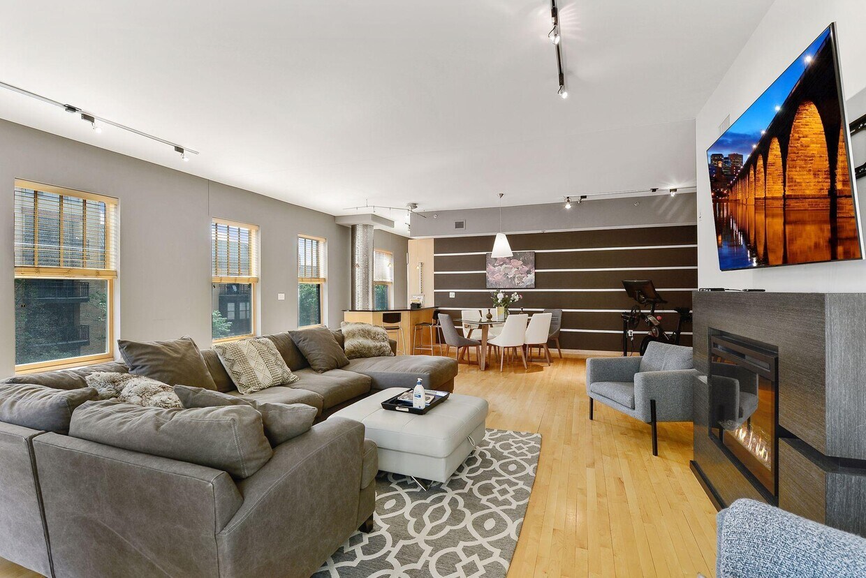 Foto principal - 408 N 1st Street 401