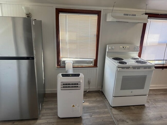 Foto del edificio - 4745 Lind St