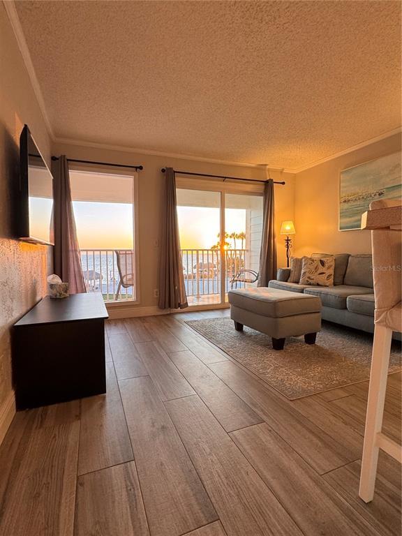 Building Photo - 2506 N Rocky Point Dr