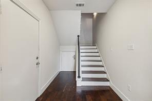 Building Photo - 1323 St Joseph St