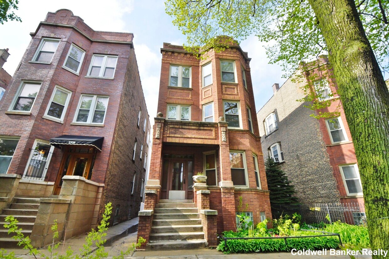 Primary Photo - 2336 W Iowa St