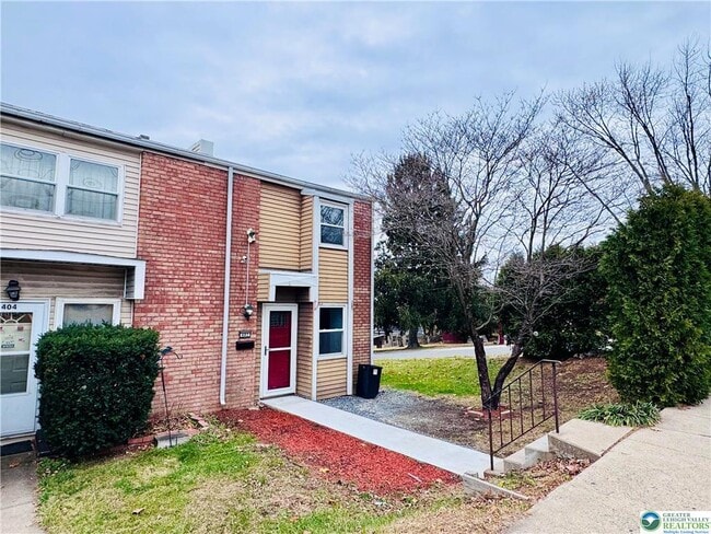 Foto del edificio - 402 S Bradford St