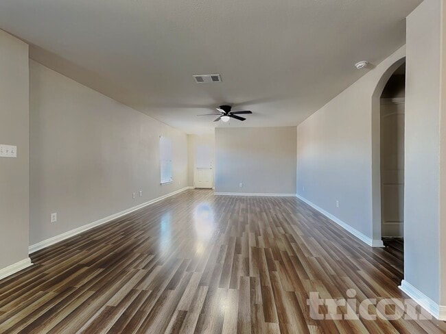 Foto del edificio - 1405 Breanna Ln