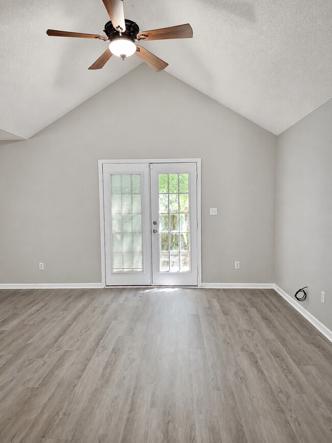 Foto del edificio - 3107 Wingfield Way