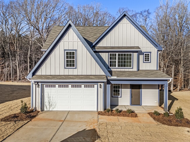 Building Photo - 150 Vast View Wy