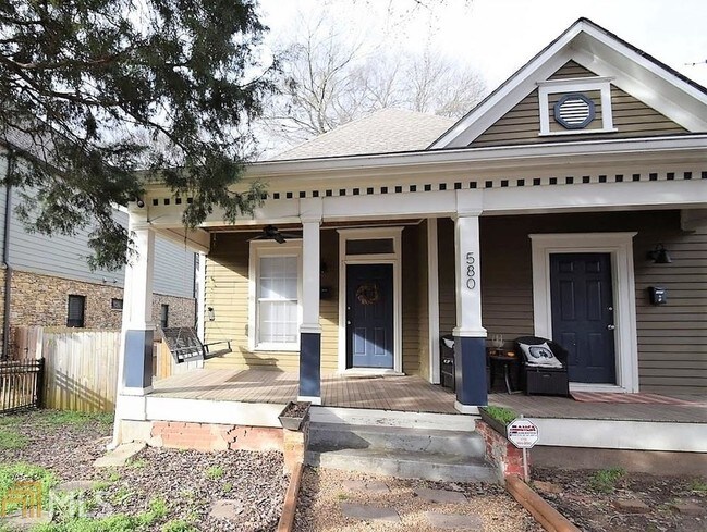Foto del edificio - 580 Highland Ave NE