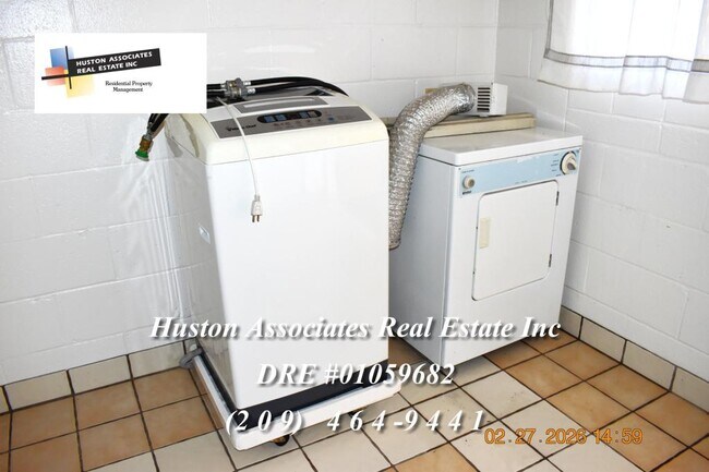 Foto del edificio - 870 W Euclid Ave